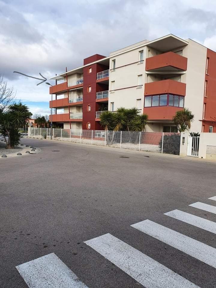 Logement Entier, Calme, Hyper Equipe Saint-Laurent-de-la-Salanque Esterno foto