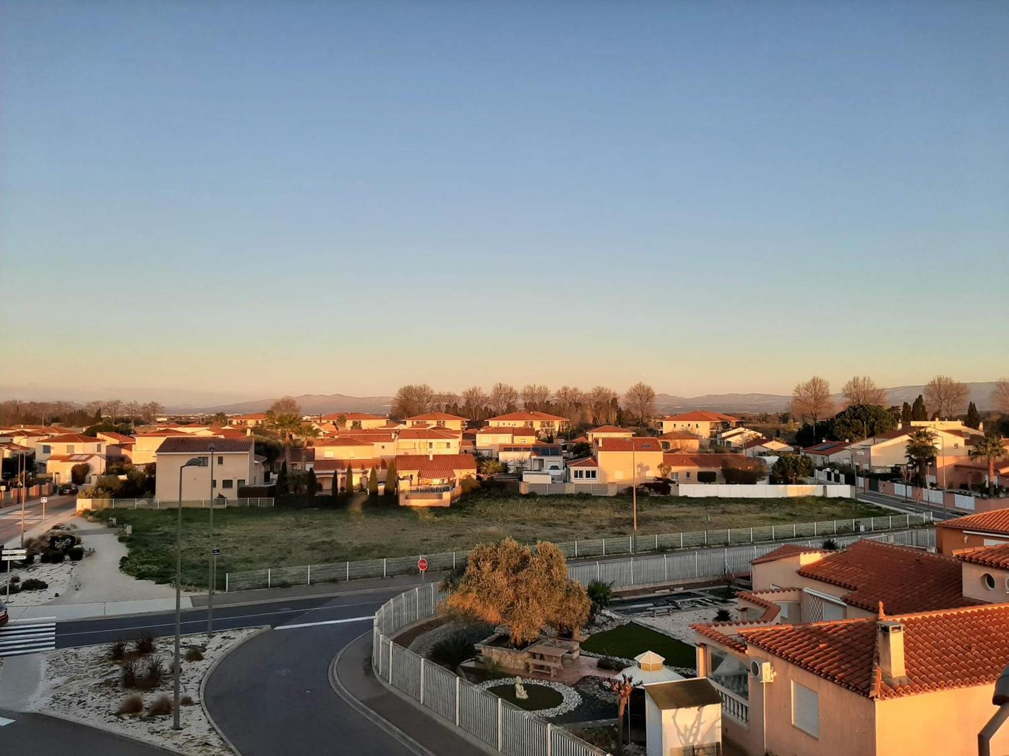 Logement Entier, Calme, Hyper Equipe Saint-Laurent-de-la-Salanque Esterno foto